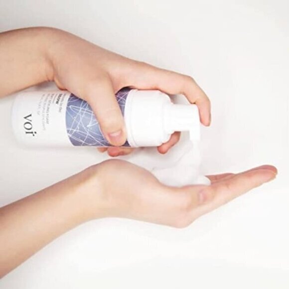 VOIR HAIRCARE / SECRETS IN THE SNOW SOFT STYLING FOAM. Made in Canada. 160 ml - Picture 6 of 11